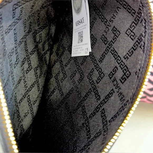Versace La Greca Signature Tote- Brand New! - Picture 5 of 6